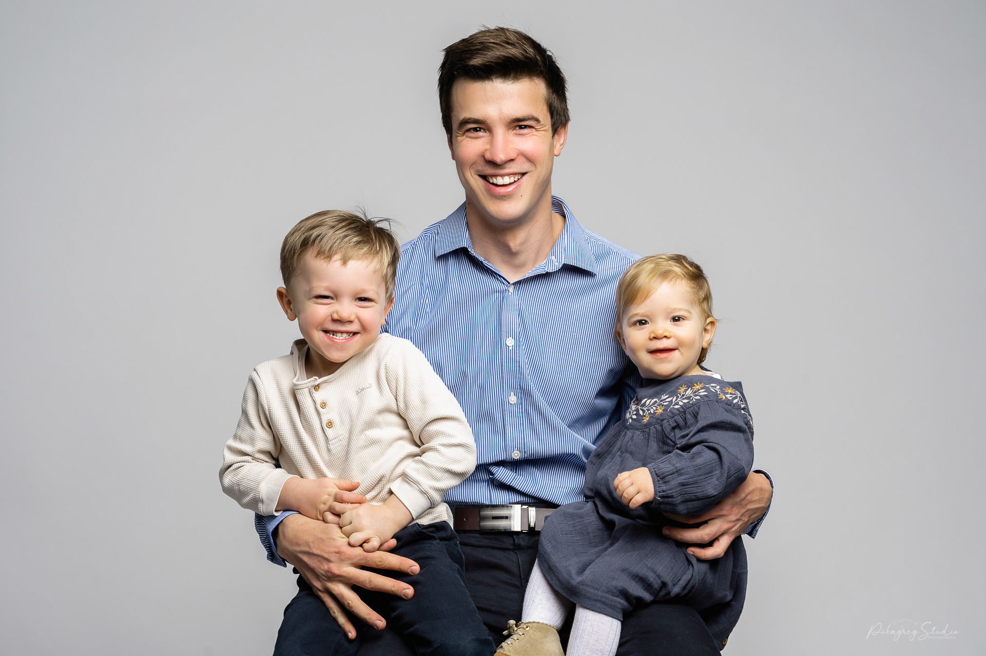 Pikagreg Studio - Famille